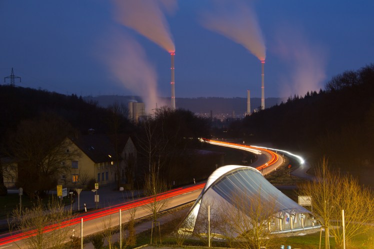 Eisbärbau_und_Deizisau_Kraftwerk_in_blauer_Stunde_5QWC1369 3